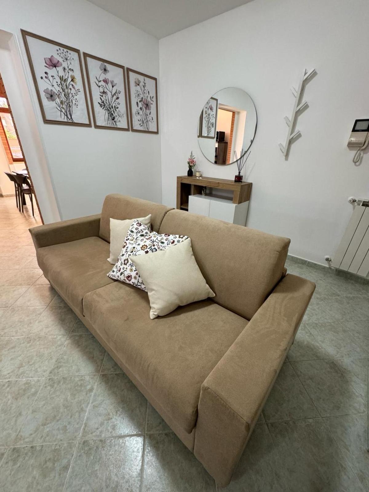 Like Home Norma Buitenkant foto